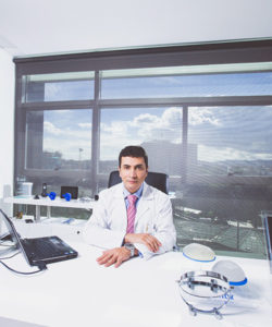 Dr. Mauricio Tascón